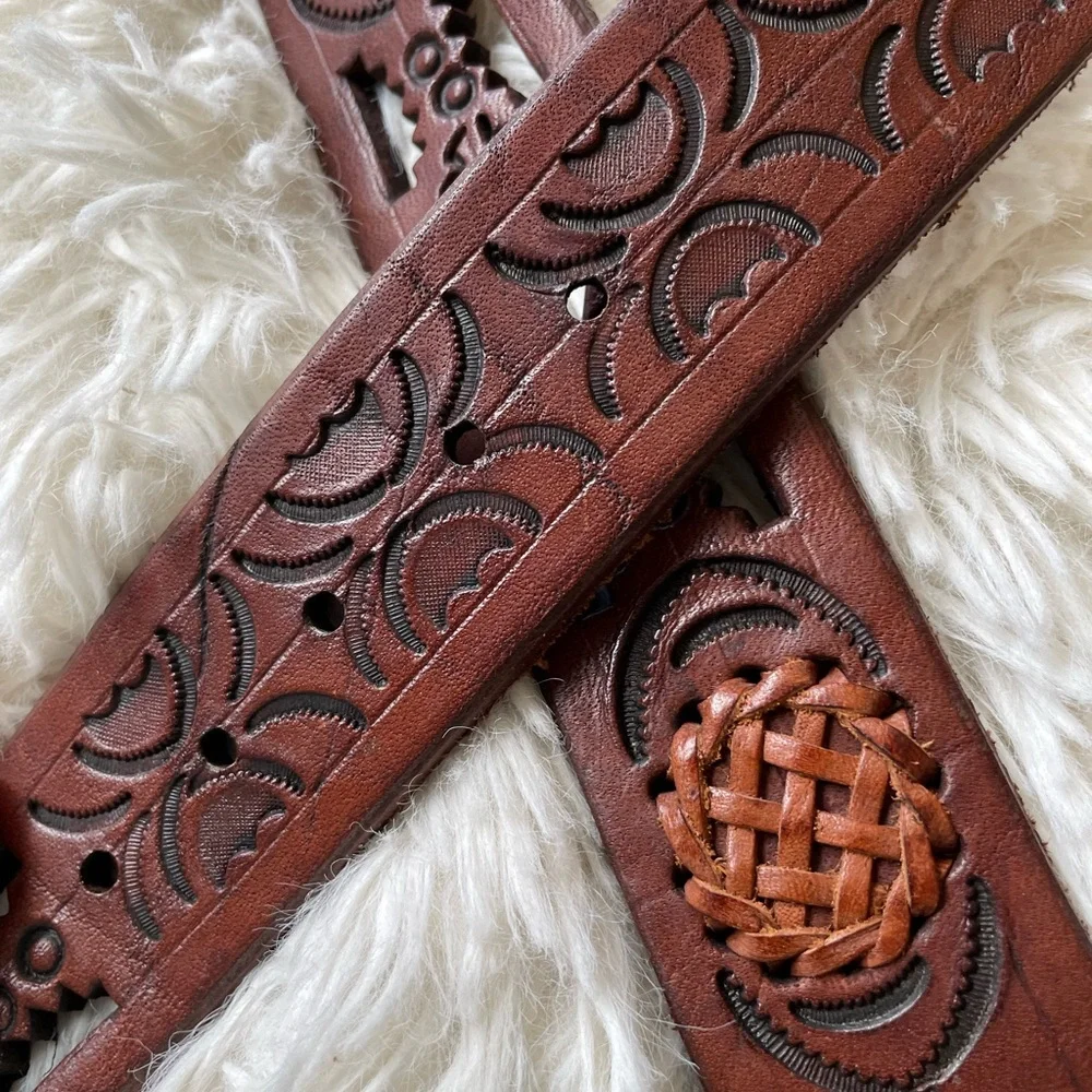 Randy Nichols Handmade Brown Tooled Western Rodeo Leather belt with woven accent